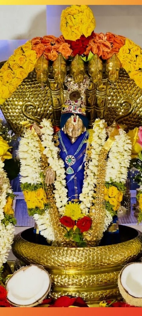 Narayana with garlands